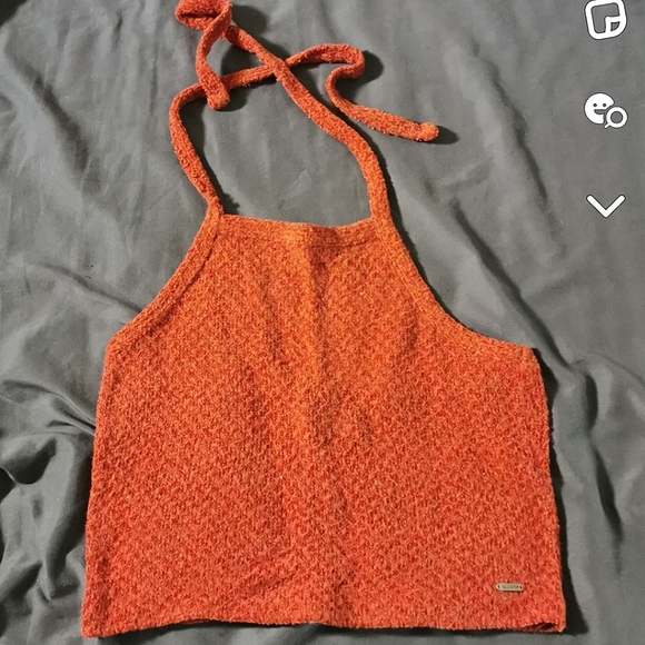 halter top - Picture 1 of 3